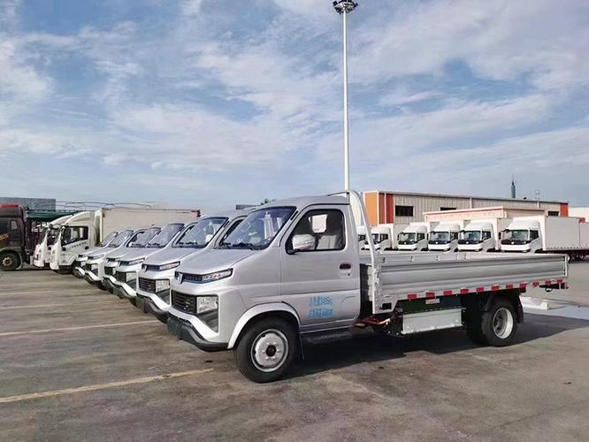 新能源3.7米小货车