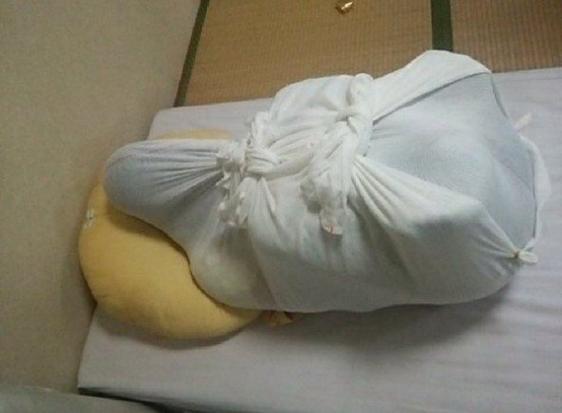 裹成木乃伊24小时挑战