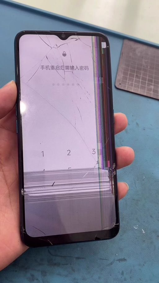 oppo手机屏幕出现条纹