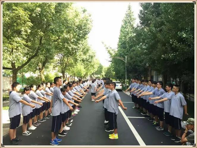 蹲着走有没有脚步声