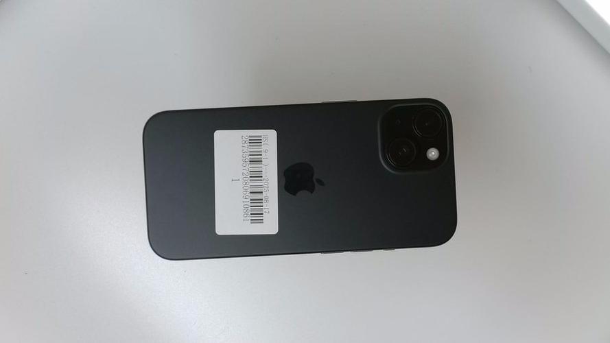 iphone15顶部黑条是什么