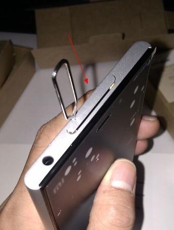 老式手机怎么把卡取出