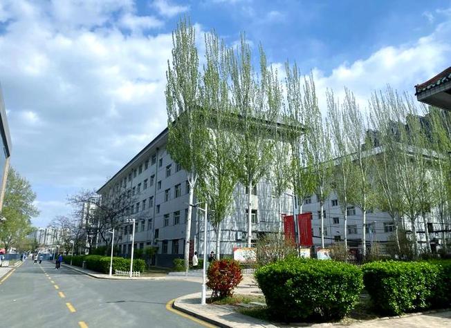 山西省经济管理学院缩略图
