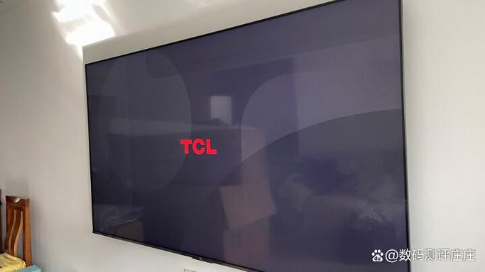 TCL电视开机一会关机