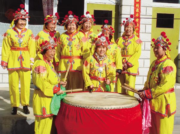 庄前锣鼓响叮当娇客新来小霸王