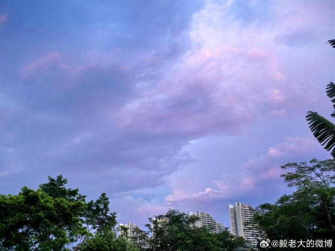 朝霞下雨