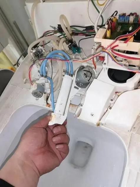 智能马桶故障游戏截图