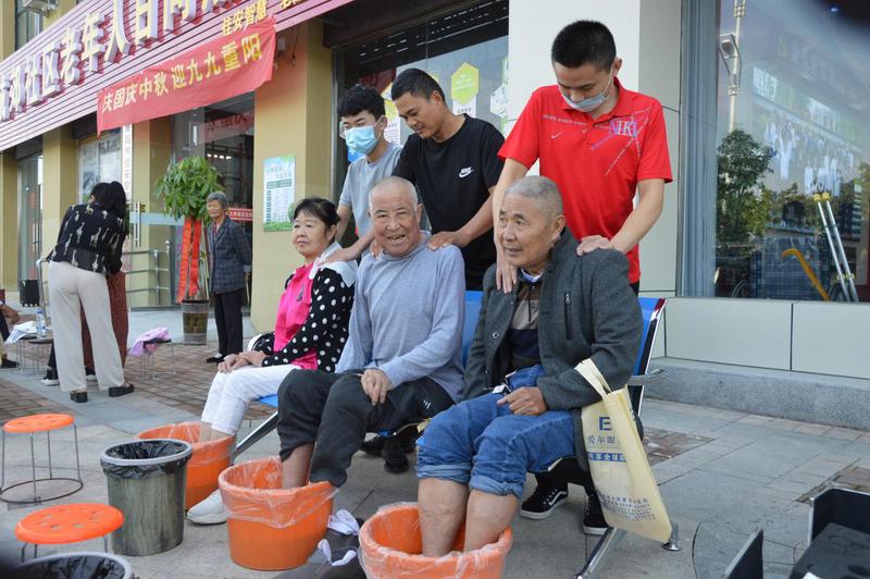 老六公益铺助