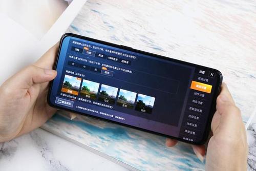 opporeno2吃鸡灵敏度游戏截图