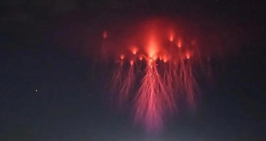 穿越假设在火山上的光环