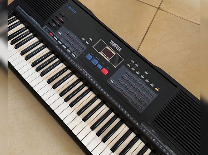 雅马哈KB210面板图