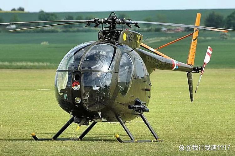 ah–6小鸟武装直升机