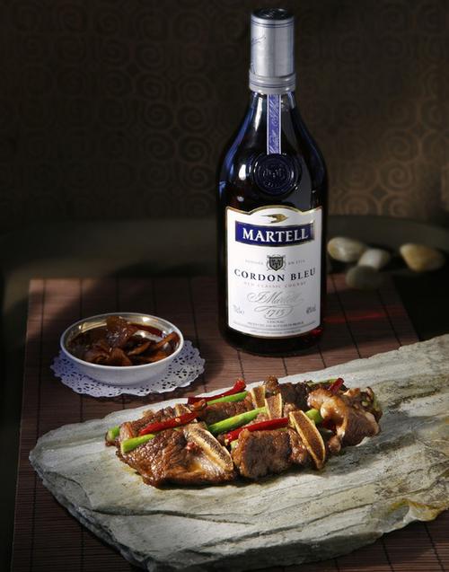 吃白肉喝白酒吃红肉喝红酒缩略图