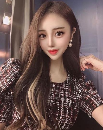 美女网红写真集项目怎么赚钱