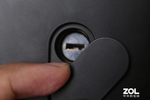 小米智能门锁的钥匙孔在哪里游戏截图