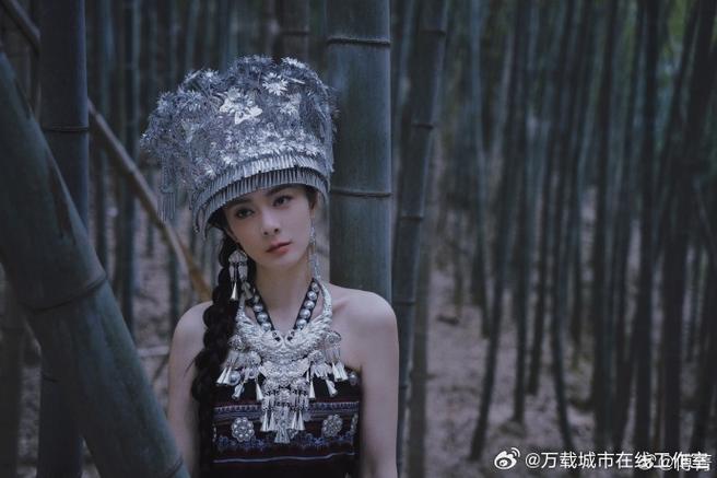 早年香港苗疆蛊女是谁