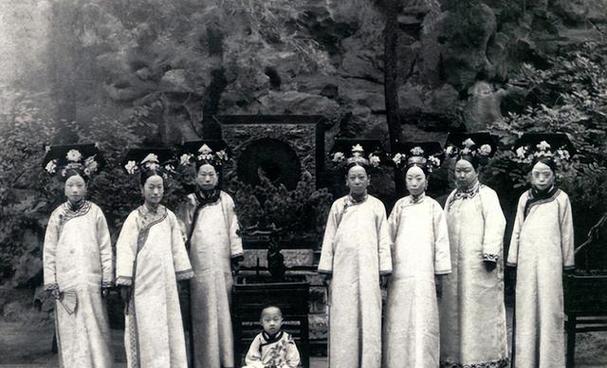 宫女是不准出宫的