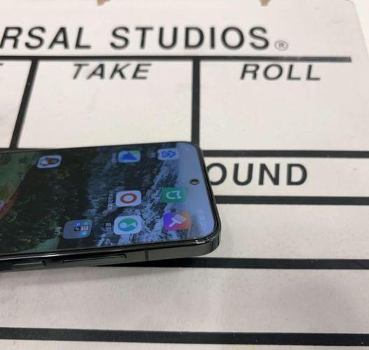 一加手机买来带钢化膜吗?游戏截图