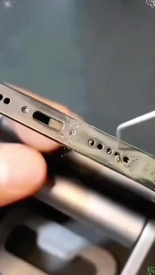手机上的听筒怎么清洁