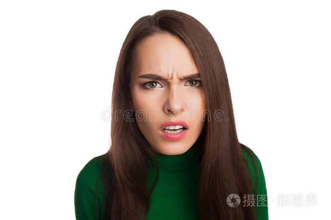 女生发皱眉是讨厌吗