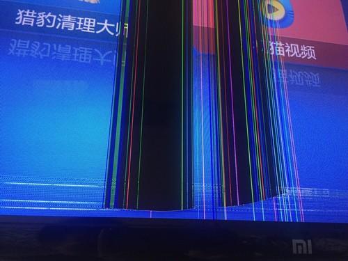 液晶电视有彩色竖条缩略图