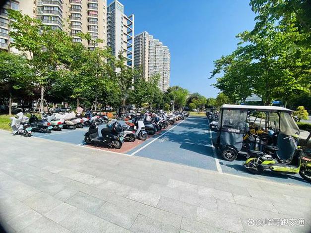 嘉兴市图书馆非机动车