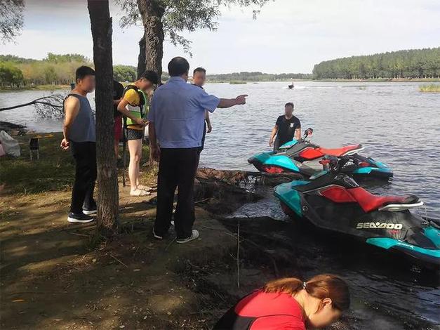 游艇下河要什么证件