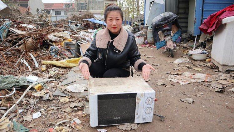 收废品的要微波炉吗