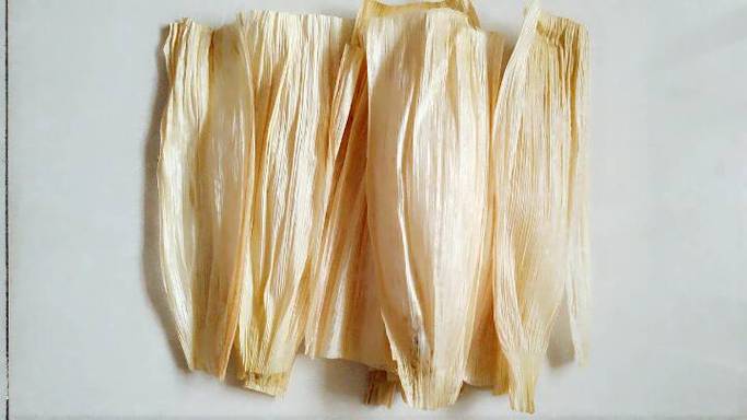玉米粒最外面的一层薄皮是截图