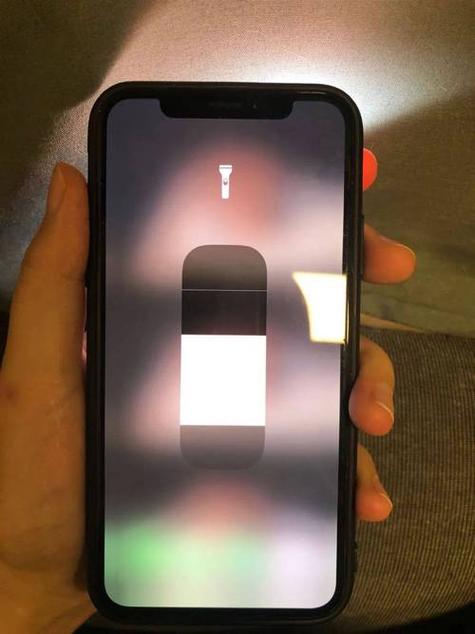 苹果手机来电时闪光灯闪缩略图