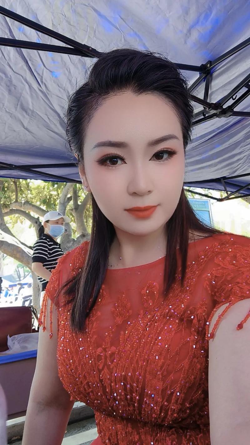 刘雪凝名字怎么样