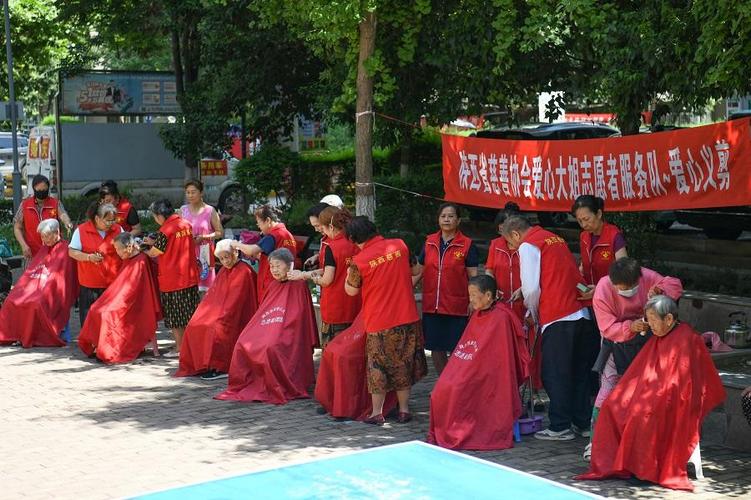 义务帮助别人的叫啥