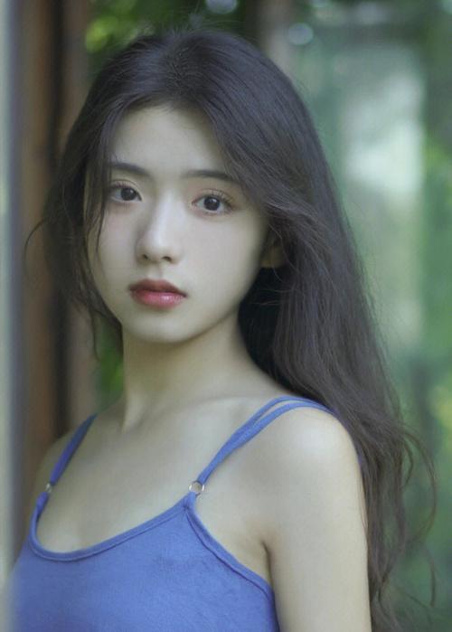 打枪很准的女生是聪明吗