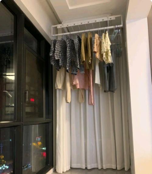 阳台晒衣架游戏截图