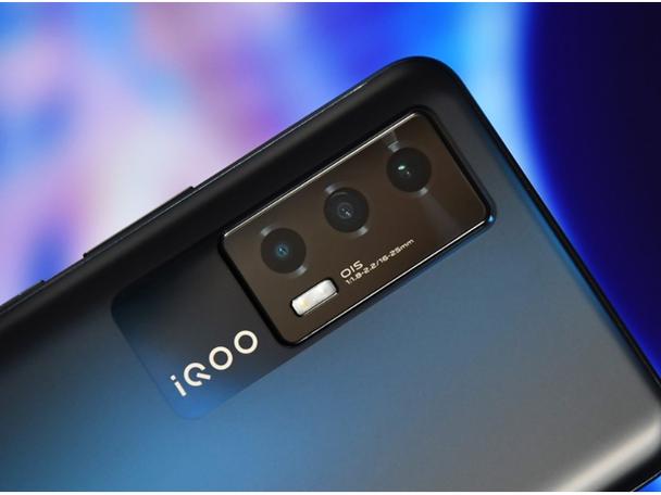 iqoopro跟iqooneo