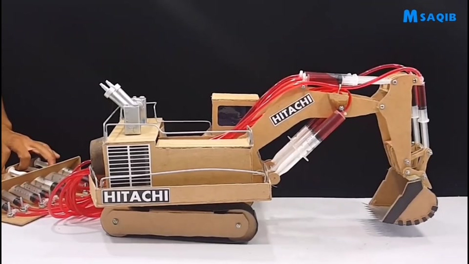 手工制作挖掘机缩略图
