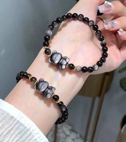 黑曜石手串的作用与功效