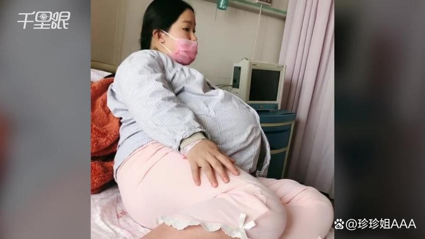 圣女挺着大肚子要生了
