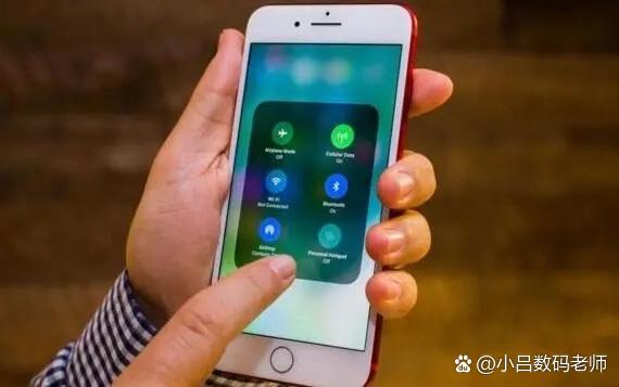 华为打电话声音很大像外放似的