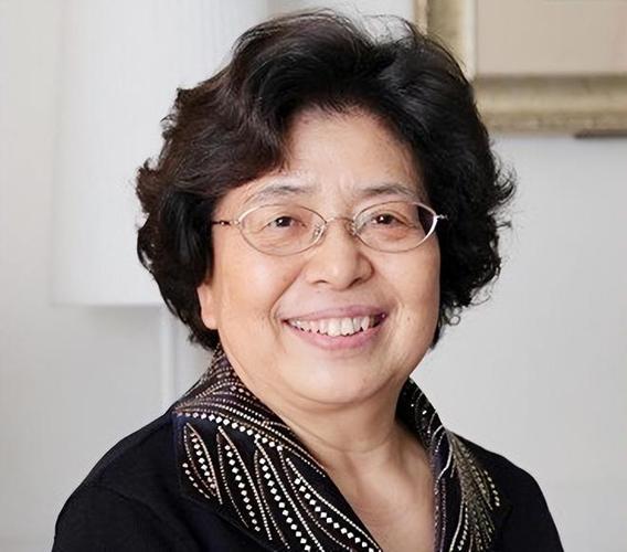 盖亚奥特曼佐佐木敦子
