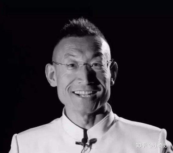怪鸽图片