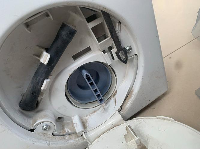 圆桶洗衣机怎么拆卸