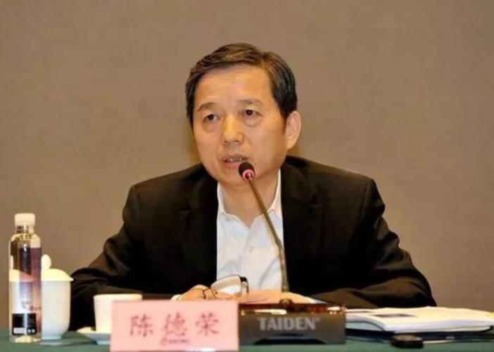 宝钢历届一把手名单