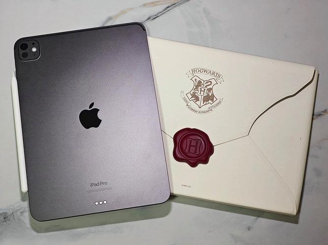 ipadpro软壳好还是磁吸的好