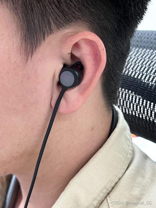 耳朵戴耳机容易掉图标