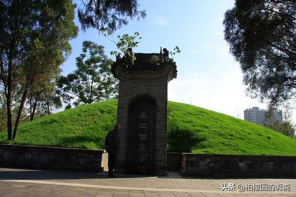 定军山有诸葛亮坟墓吗