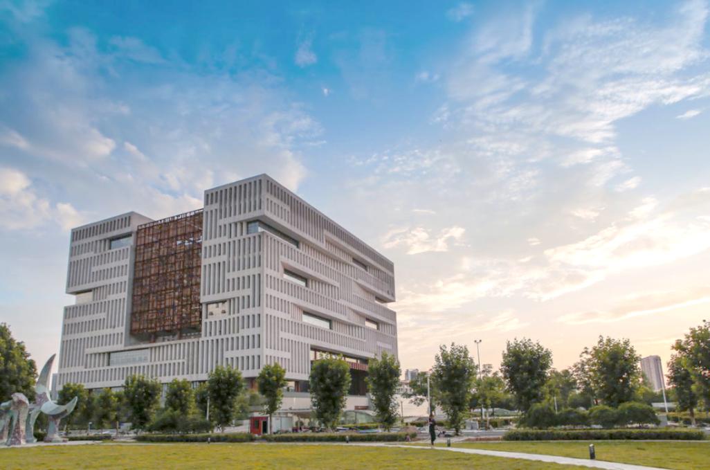 武汉理工大学图书馆