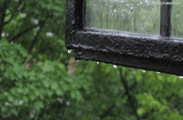 雨水滴进手机听筒