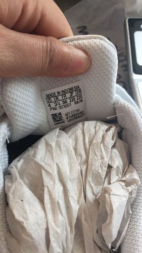 adidas防伪扫码