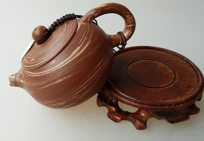 荣昌陶茶壶